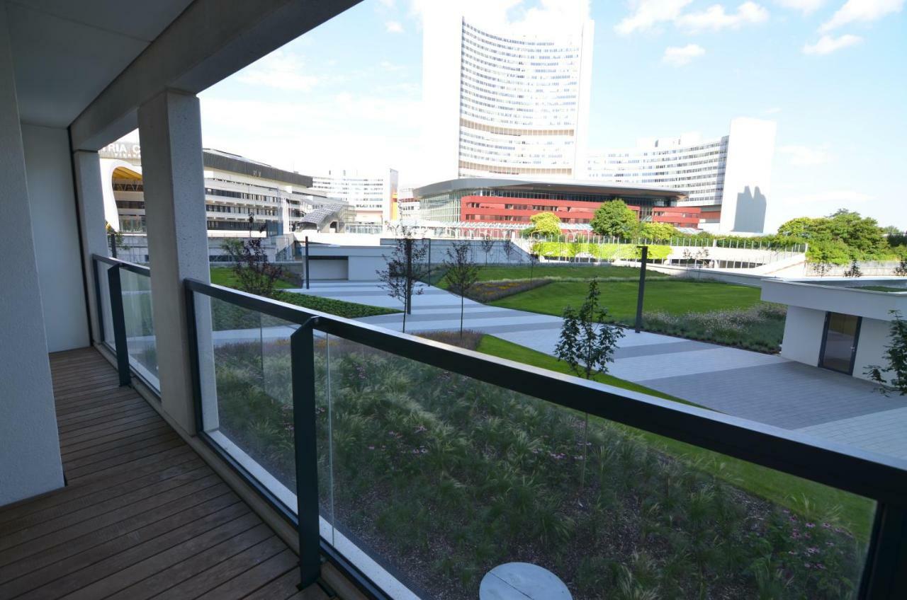 Apartment With Parking On Premise Wien Eksteriør bilde
