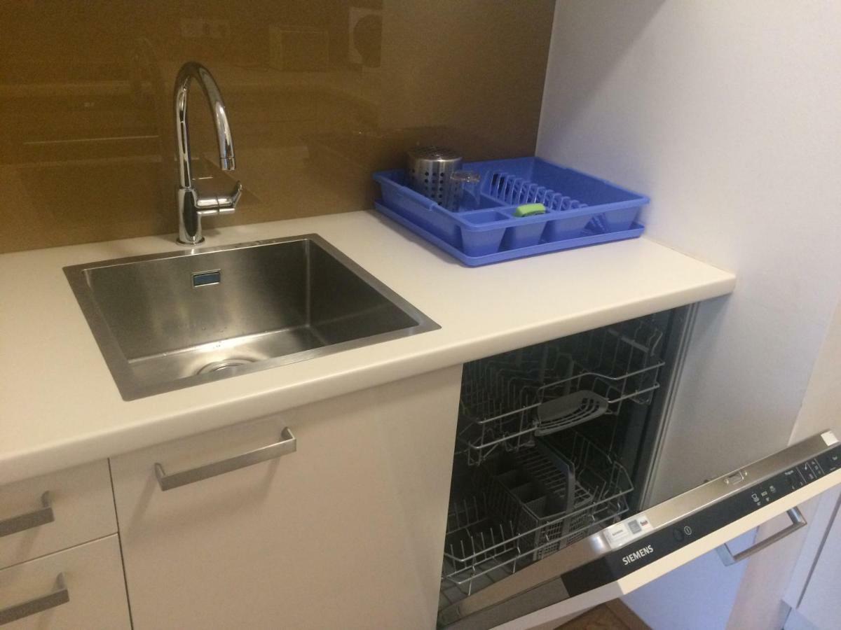 Apartment With Parking On Premise Wien Eksteriør bilde