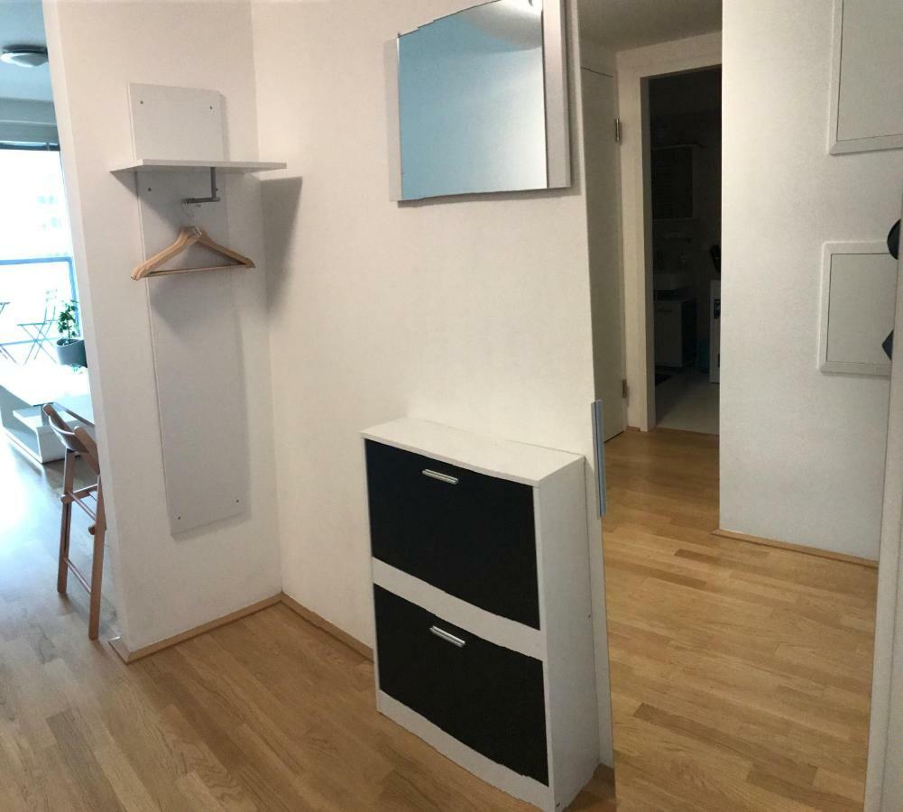 Apartment With Parking On Premise Wien Eksteriør bilde