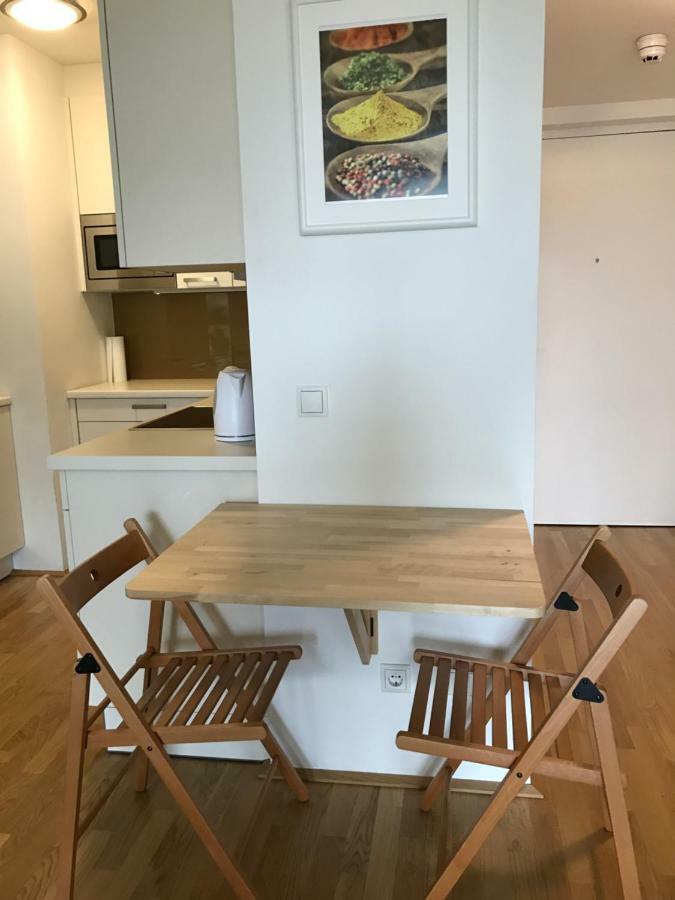 Apartment With Parking On Premise Wien Eksteriør bilde