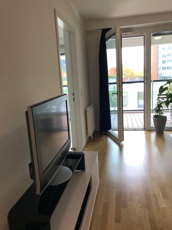 Apartment With Parking On Premise Wien Eksteriør bilde