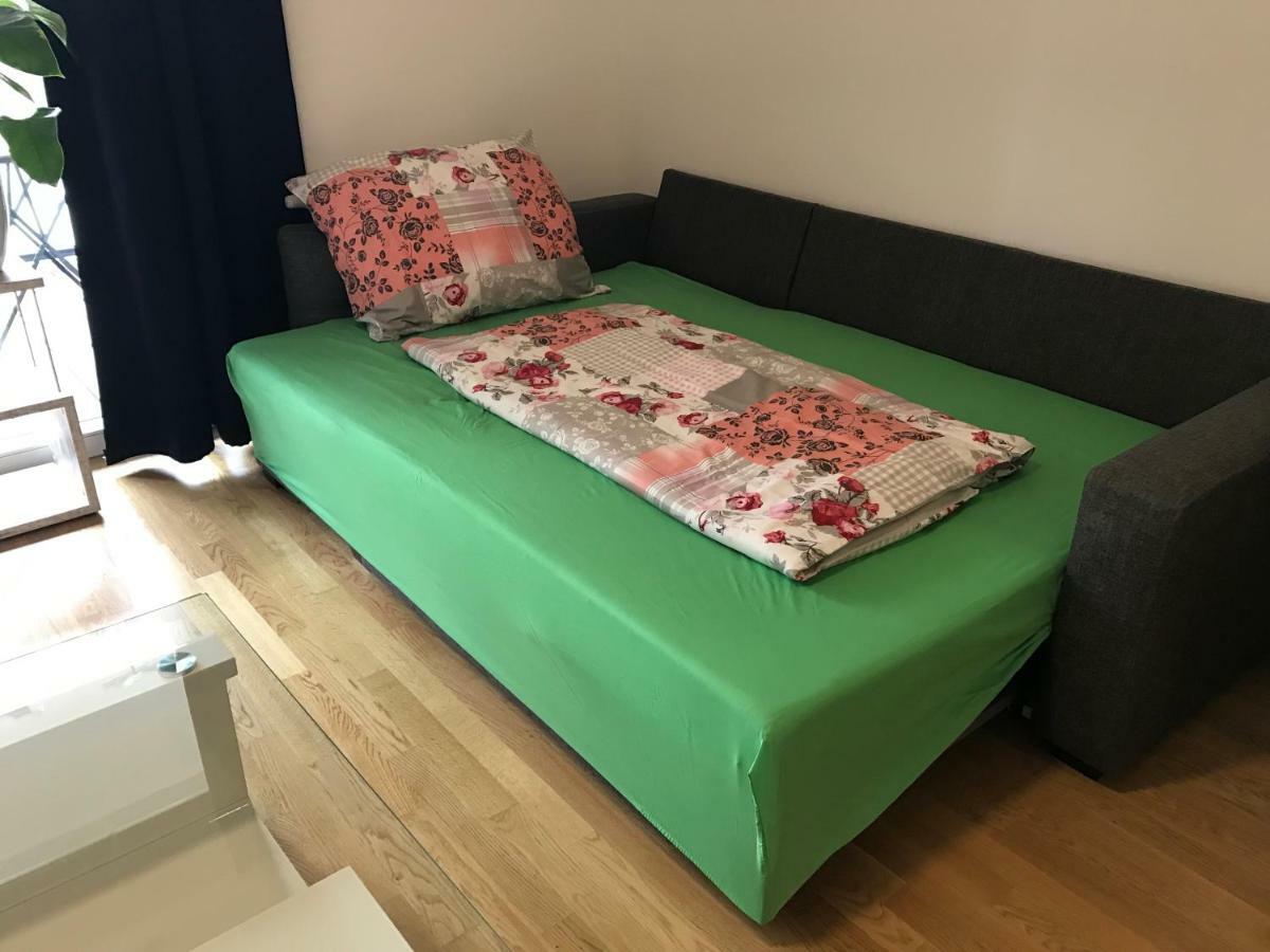 Apartment With Parking On Premise Wien Eksteriør bilde